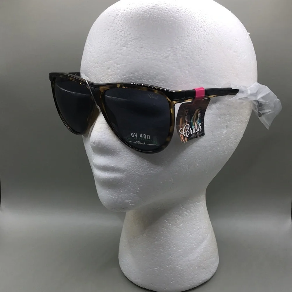 Curated bundle 9 trendy fashion sunglasses variety of brands and styles.